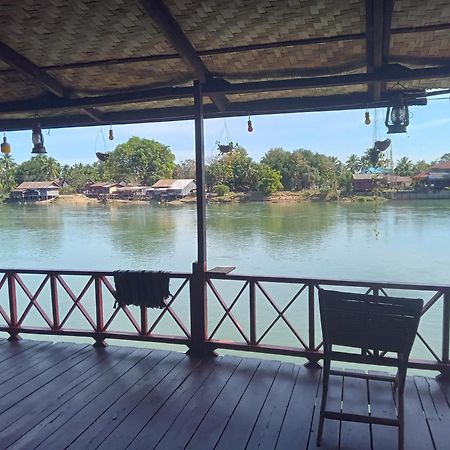 Friendship Guest House Ban Dondét Екстериор снимка