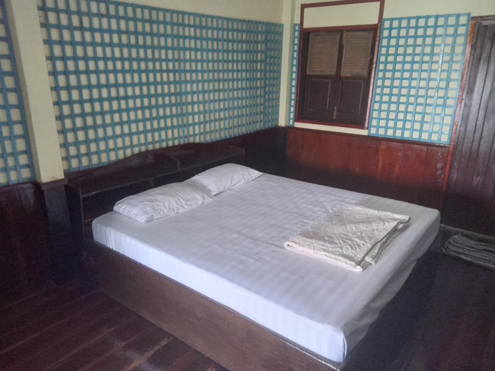 Friendship Guest House Ban Dondét Екстериор снимка